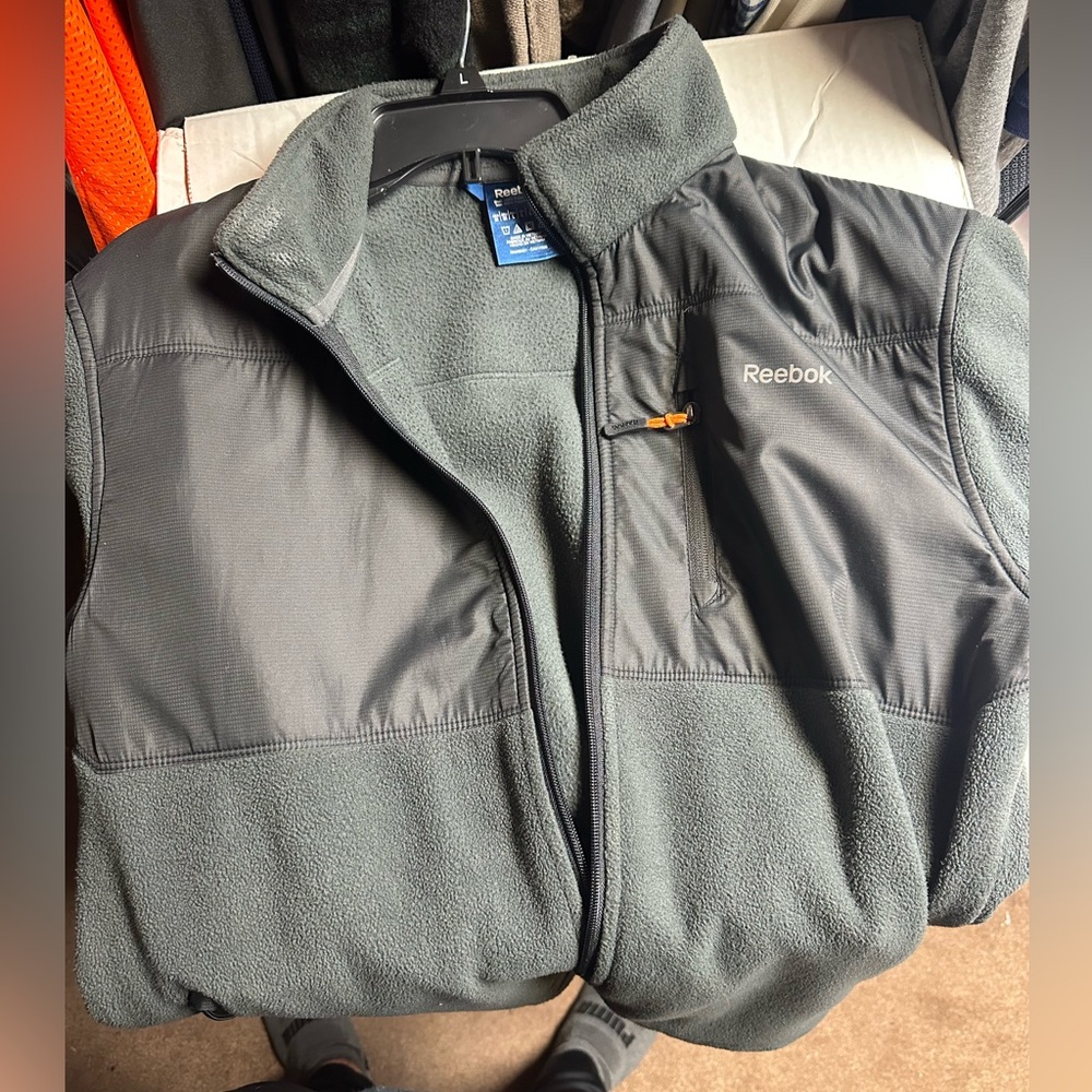 Men’s Reebok zip up jacket